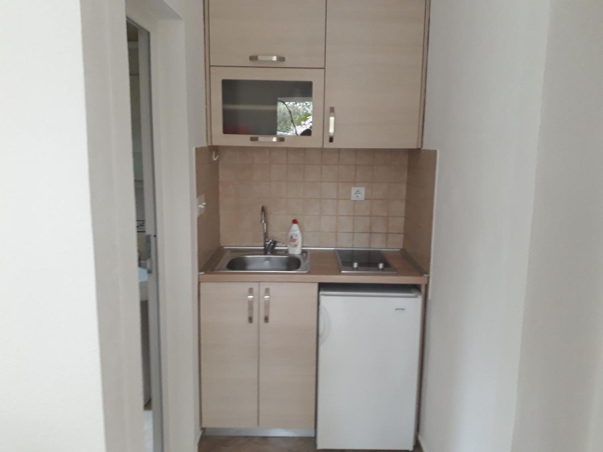 Petrovic Apartmani Tivat Luaran gambar